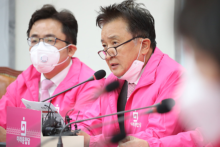 제목 노출 영역입니다 이미지