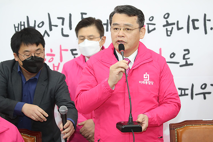 제목 노출 영역입니다 이미지