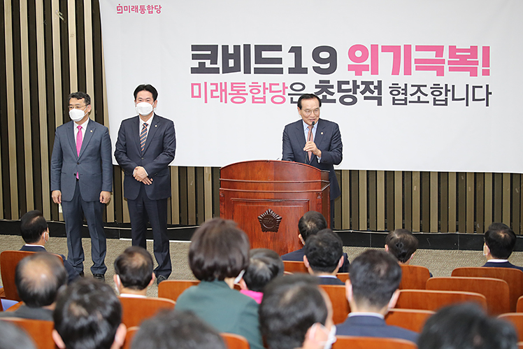 제목 노출 영역입니다 이미지