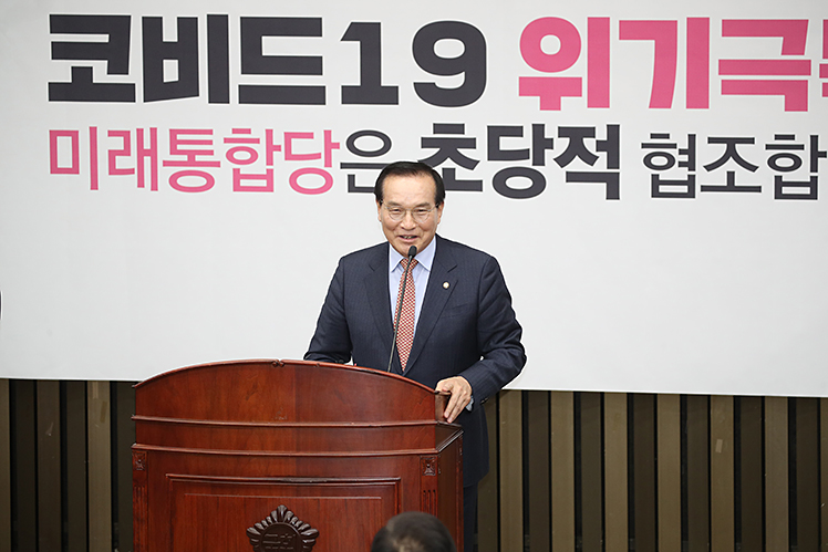 제목 노출 영역입니다 이미지