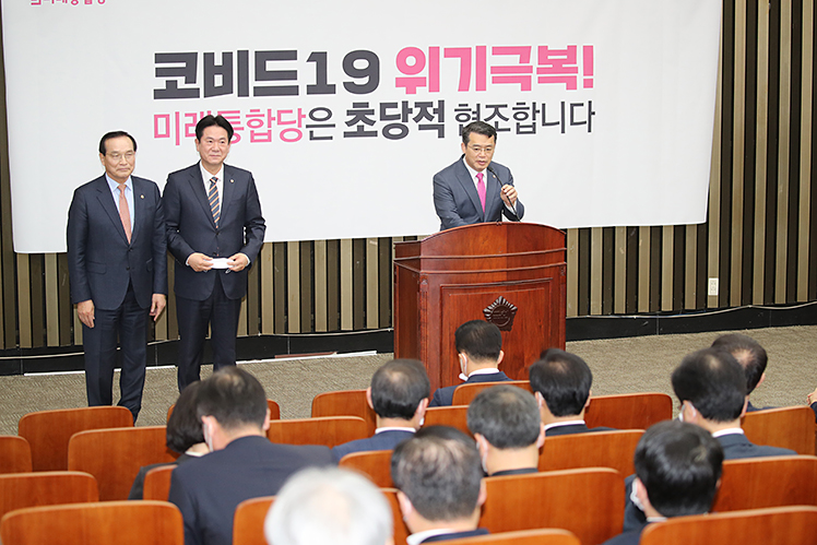 제목 노출 영역입니다 이미지