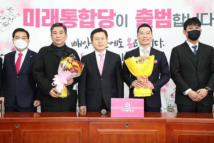 제목 노출 영역입니다 이미지