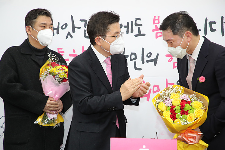 제목 노출 영역입니다 이미지