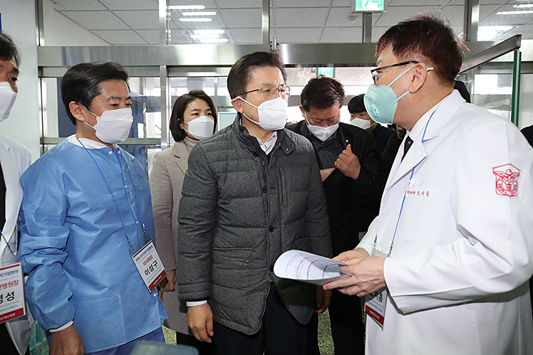 제목 노출 영역입니다 이미지