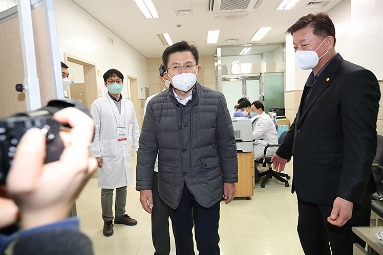 제목 노출 영역입니다 이미지