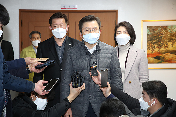제목 노출 영역입니다 이미지