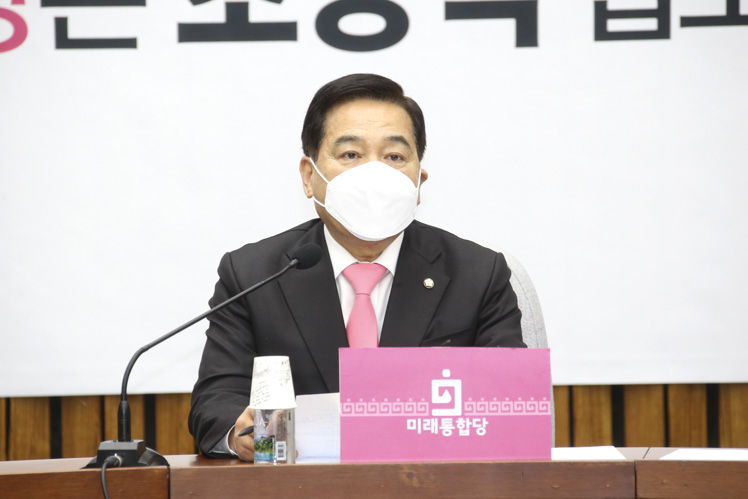 제목 노출 영역입니다 이미지