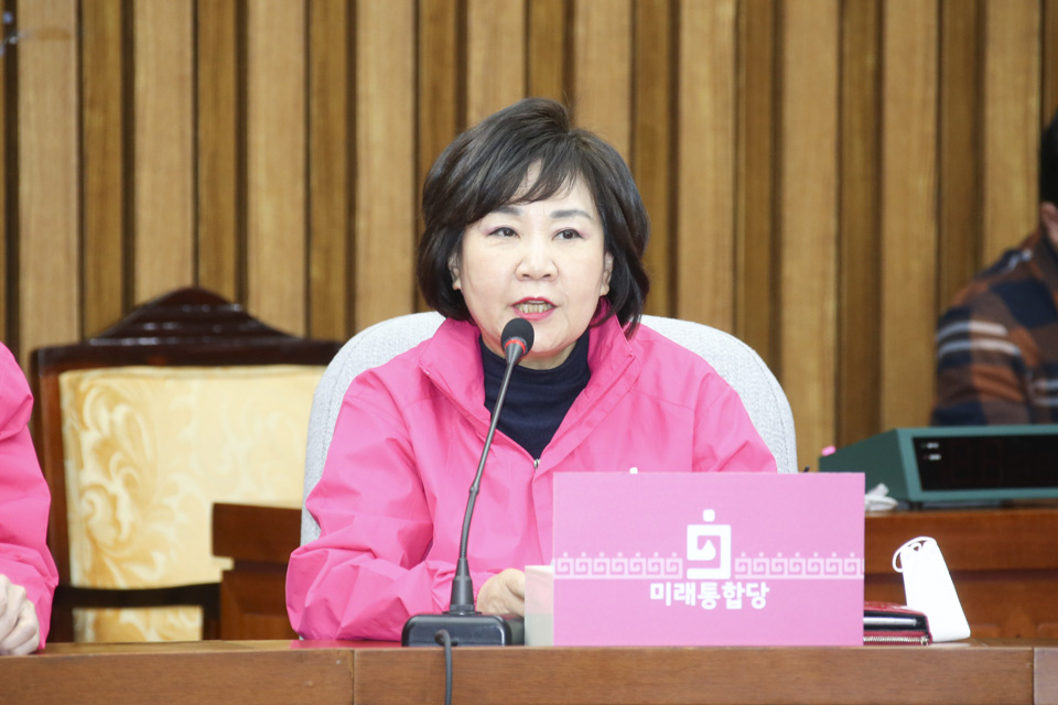제목 노출 영역입니다 이미지