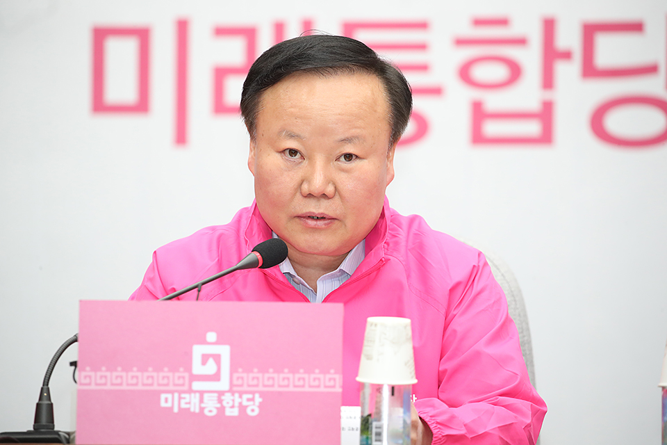 제목 노출 영역입니다 이미지