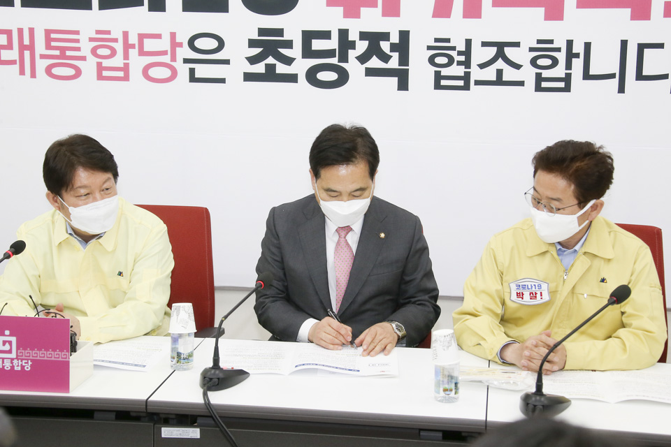 제목 노출 영역입니다 이미지