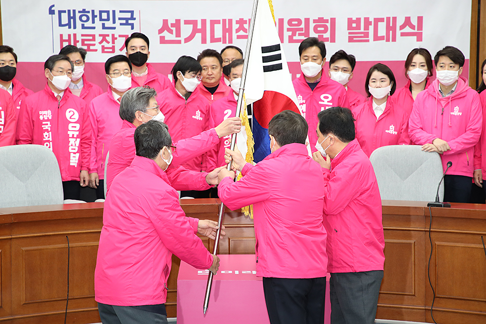 제목 노출 영역입니다 이미지