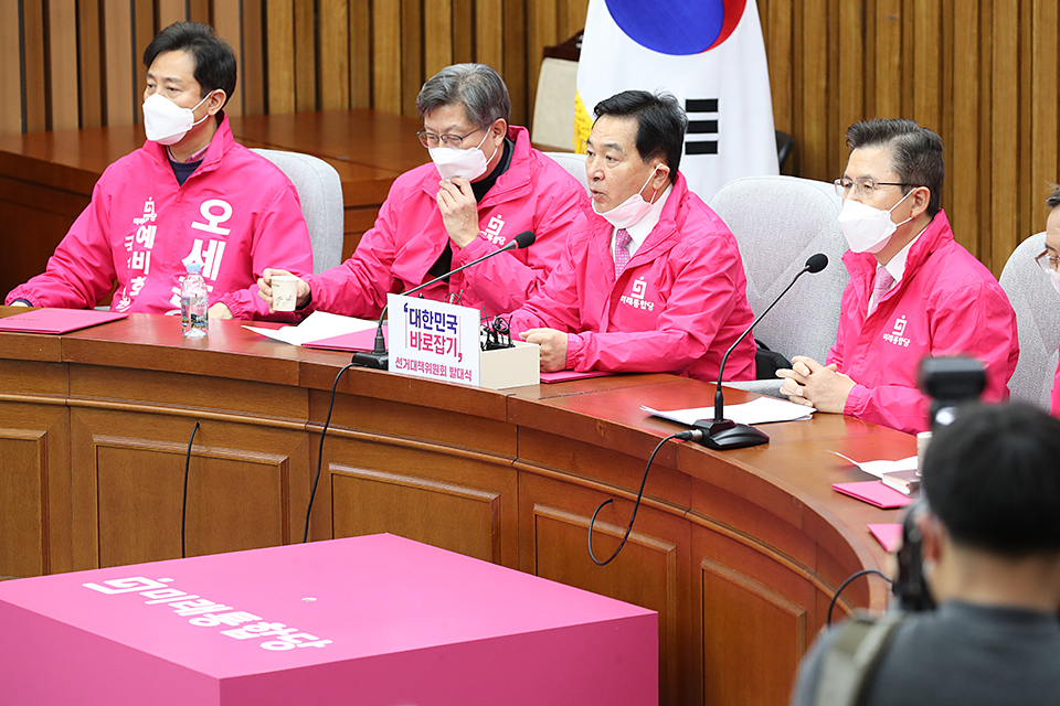 제목 노출 영역입니다 이미지