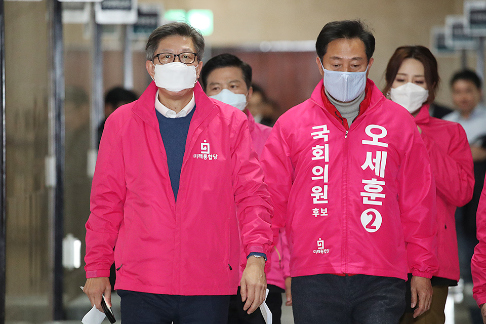 제목 노출 영역입니다 이미지