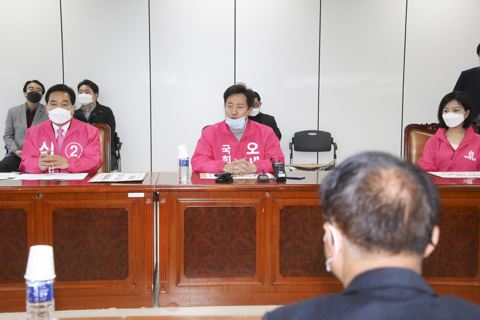 제목 노출 영역입니다 이미지