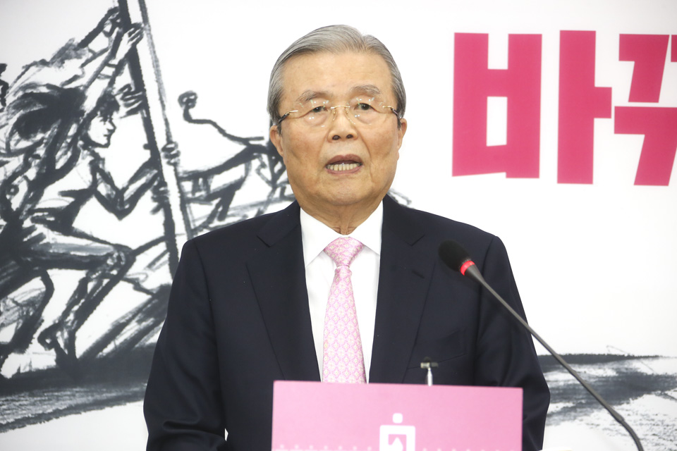 제목 노출 영역입니다 이미지