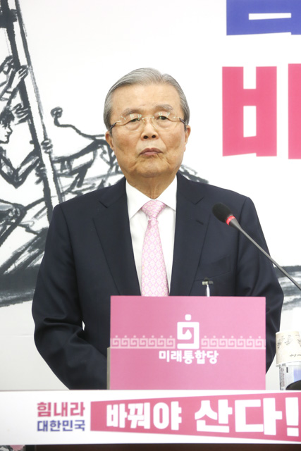 제목 노출 영역입니다 이미지