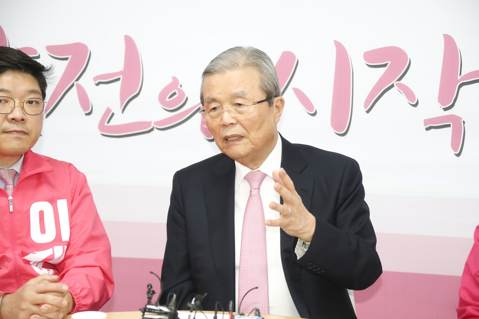 제목 노출 영역입니다 이미지