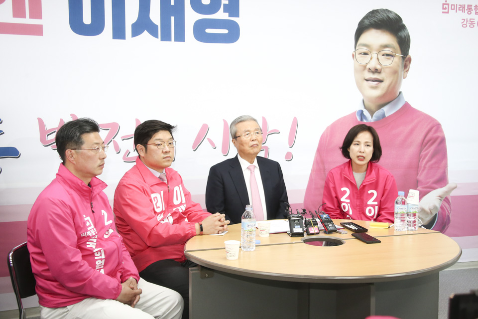 제목 노출 영역입니다 이미지