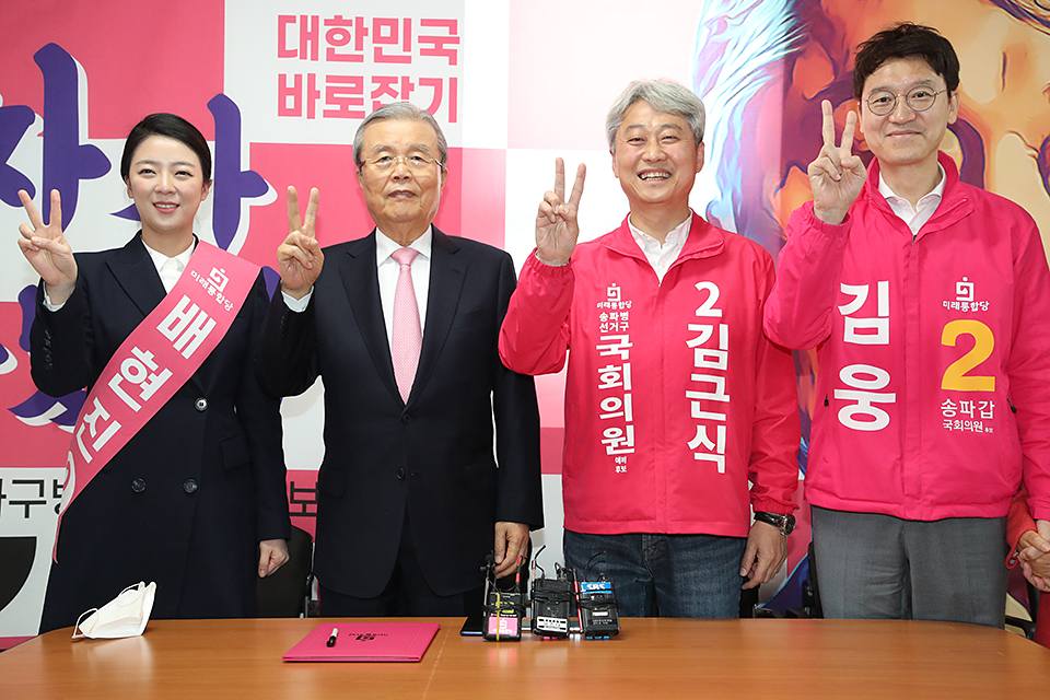 제목 노출 영역입니다 이미지
