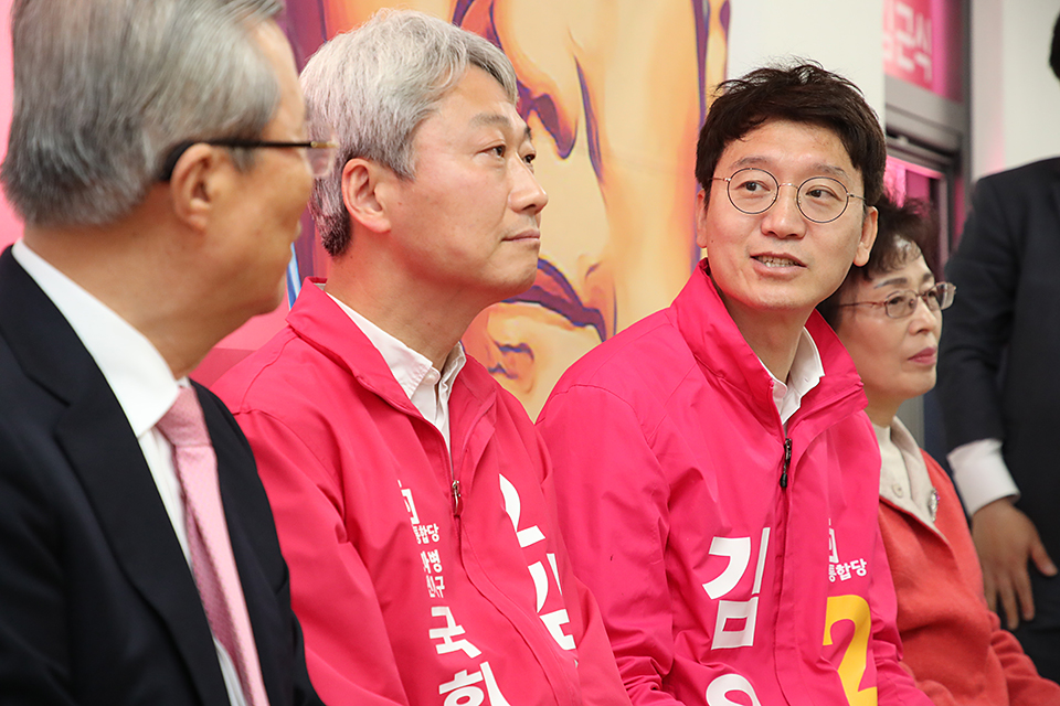 제목 노출 영역입니다 이미지