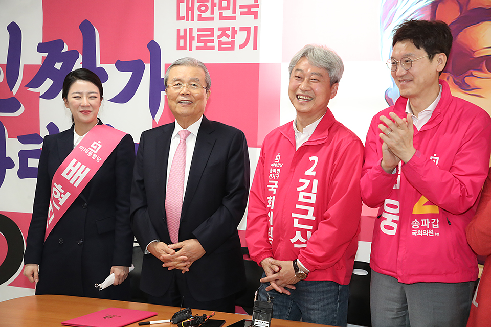 제목 노출 영역입니다 이미지