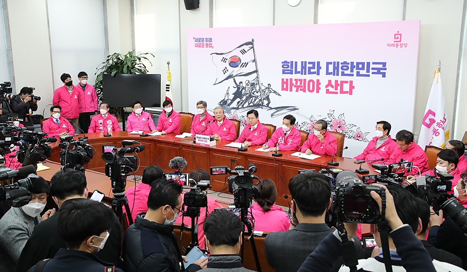 제목 노출 영역입니다 이미지