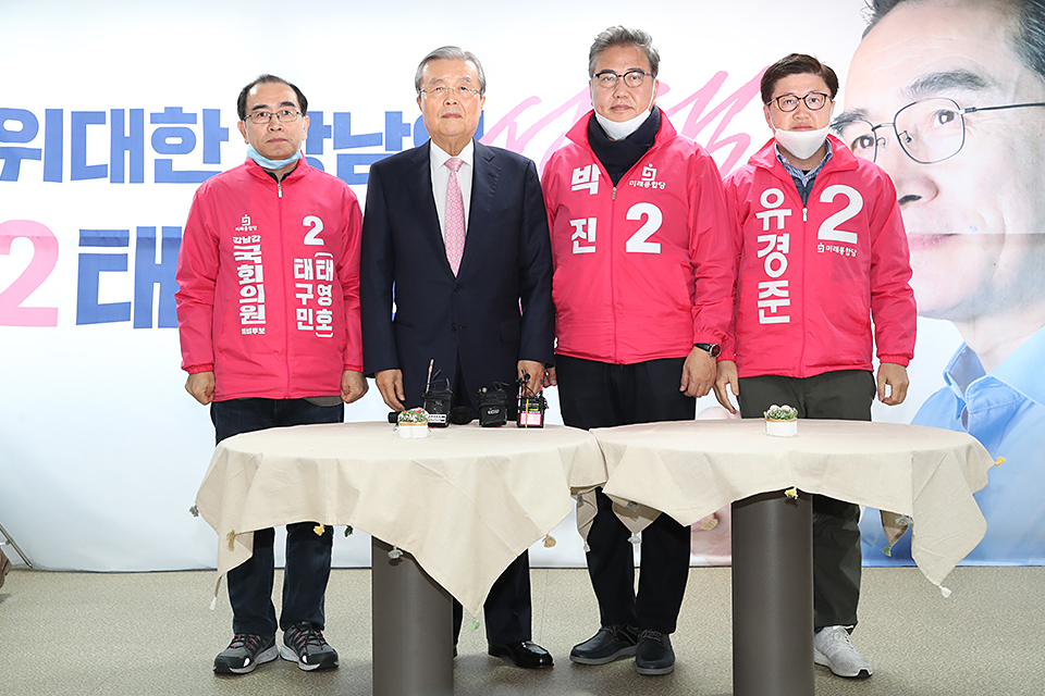 제목 노출 영역입니다 이미지