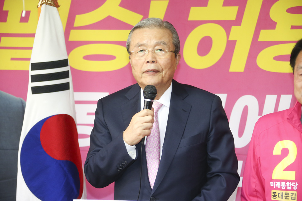 제목 노출 영역입니다 이미지