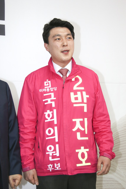제목 노출 영역입니다 이미지