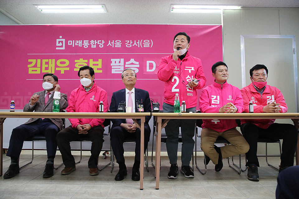 제목 노출 영역입니다 이미지