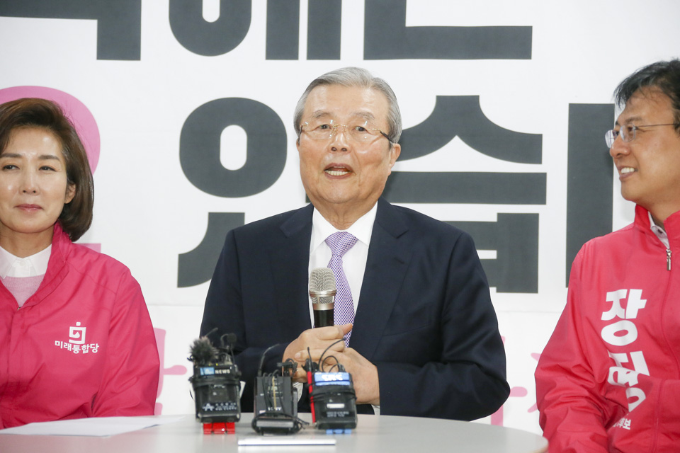 제목 노출 영역입니다 이미지