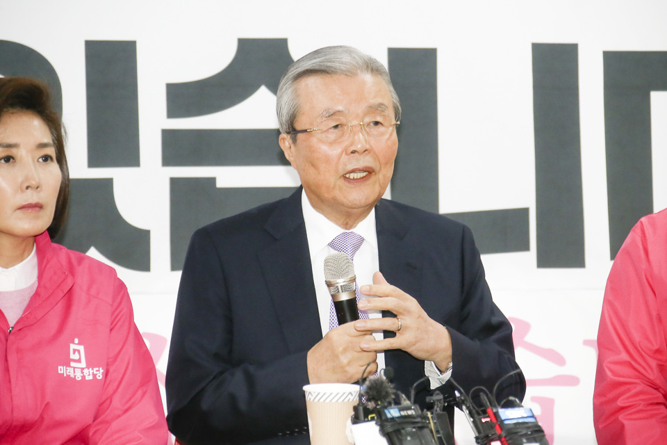 제목 노출 영역입니다 이미지