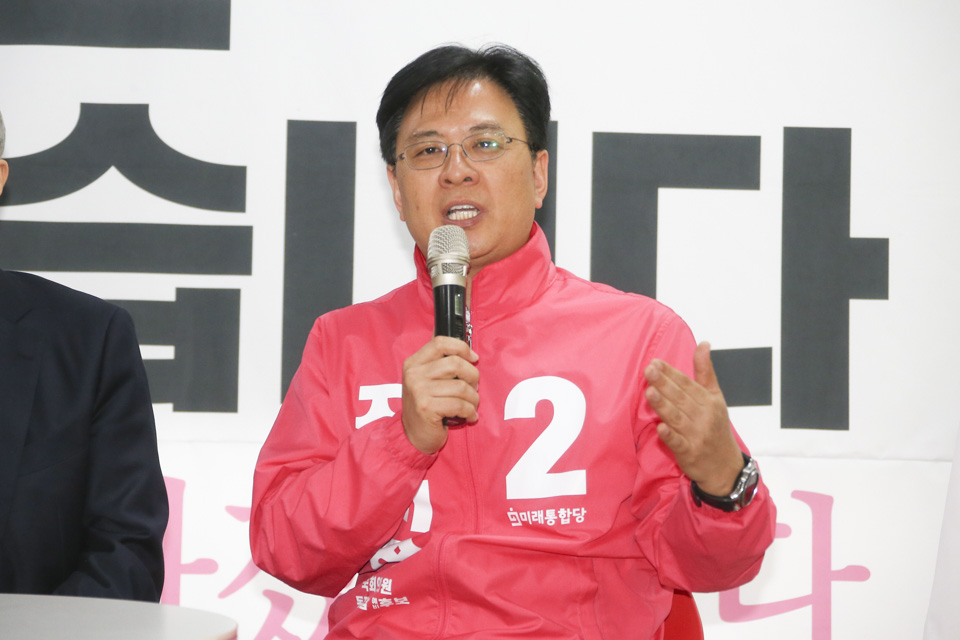 제목 노출 영역입니다 이미지