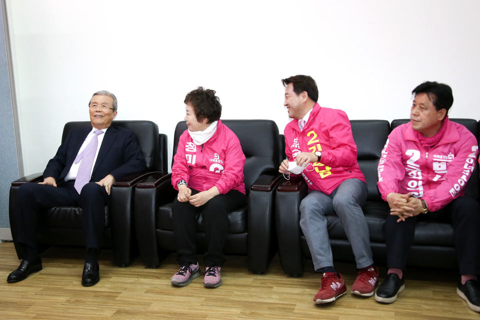 제목 노출 영역입니다 이미지