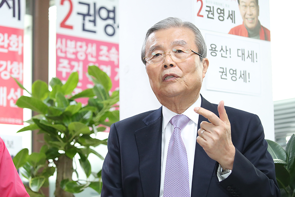제목 노출 영역입니다 이미지
