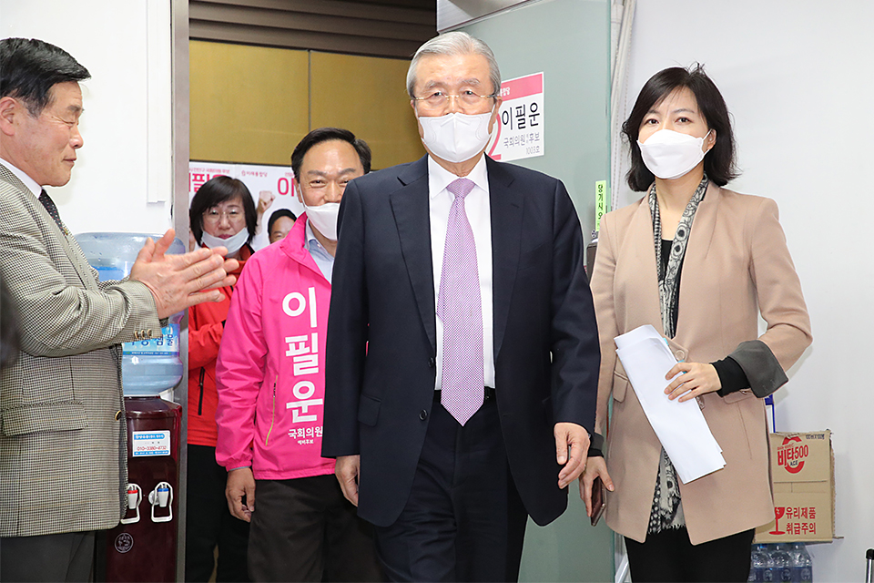 제목 노출 영역입니다 이미지