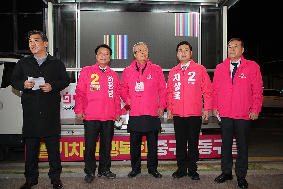 제목 노출 영역입니다 이미지
