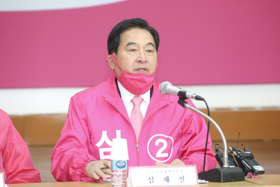 제목 노출 영역입니다 이미지