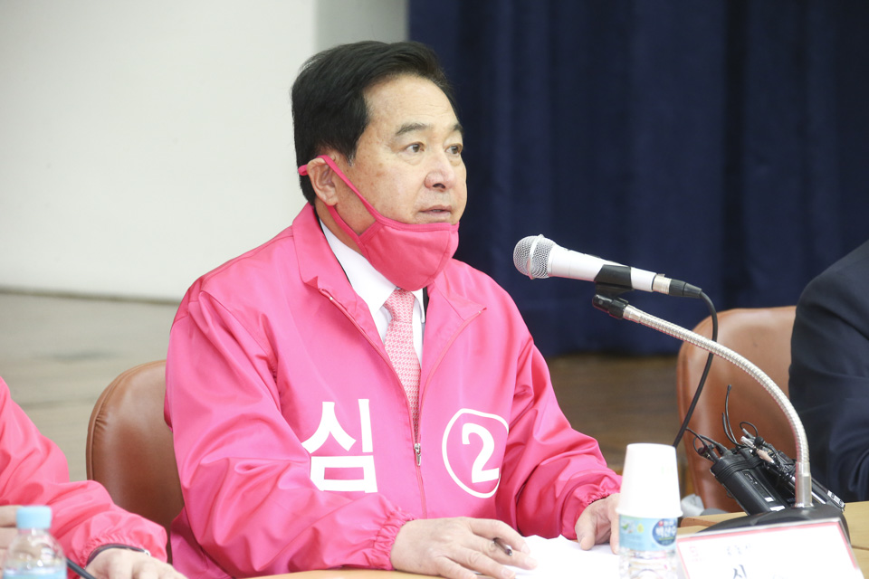 제목 노출 영역입니다 이미지