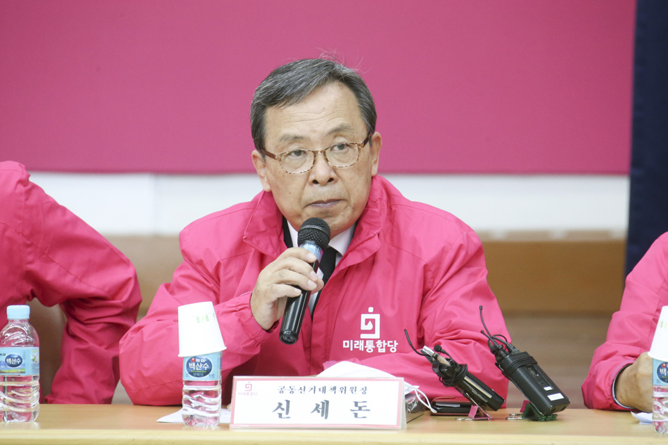 제목 노출 영역입니다 이미지