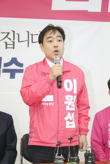 제목 노출 영역입니다 이미지