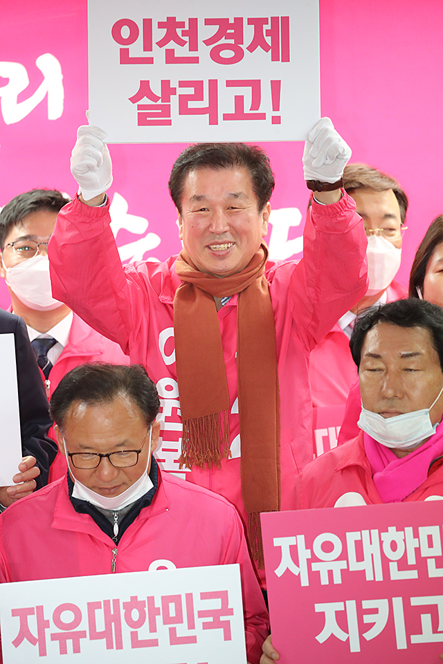 제목 노출 영역입니다 이미지