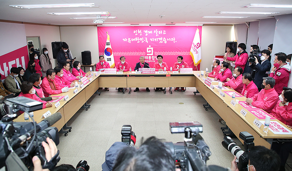 제목 노출 영역입니다 이미지