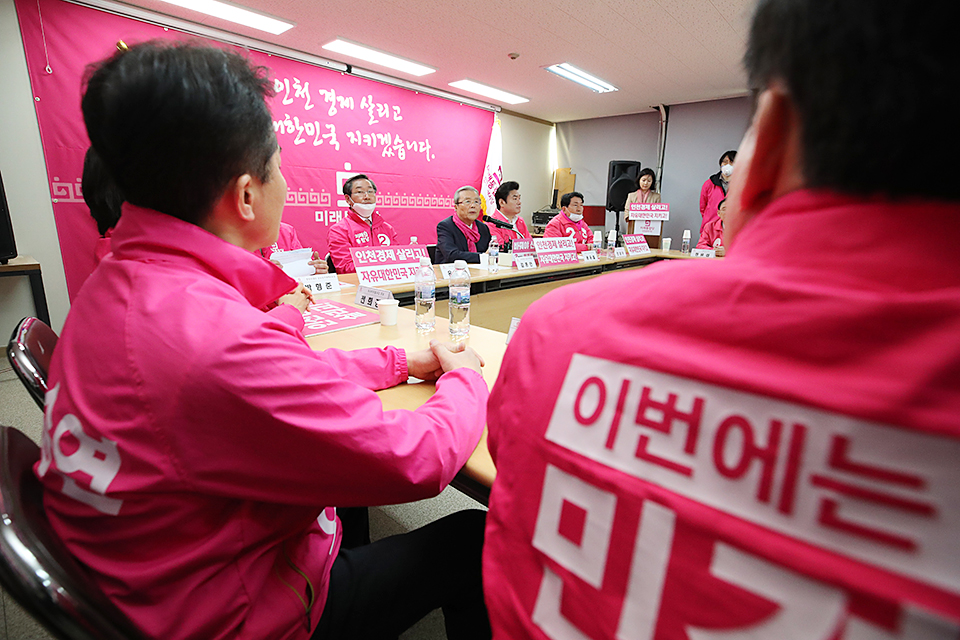 제목 노출 영역입니다 이미지