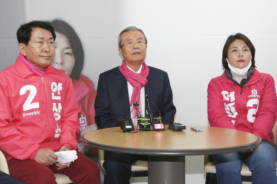 제목 노출 영역입니다 이미지