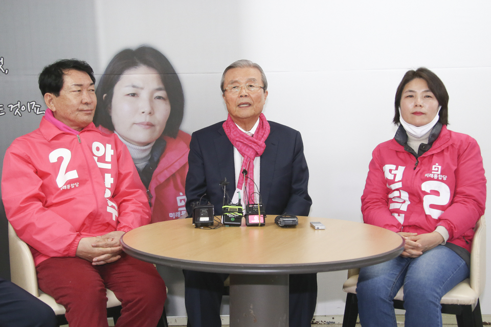 제목 노출 영역입니다 이미지