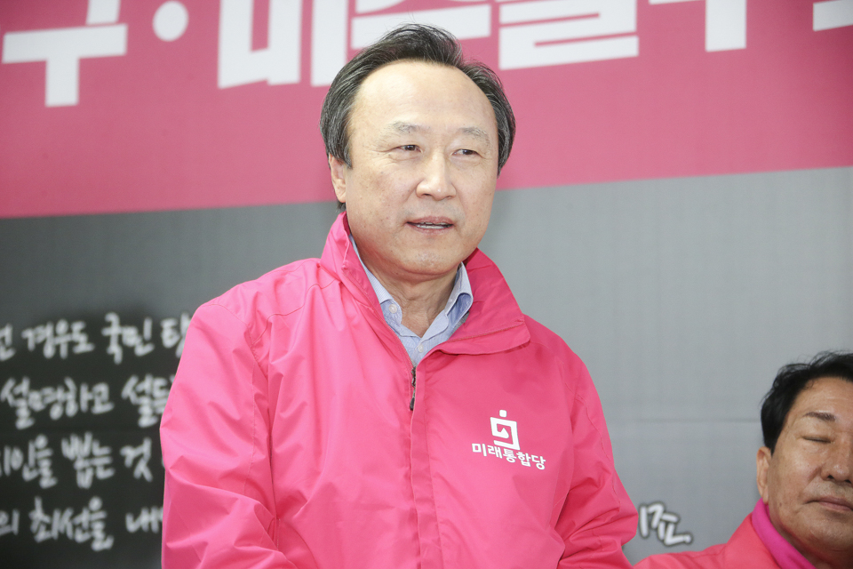제목 노출 영역입니다 이미지