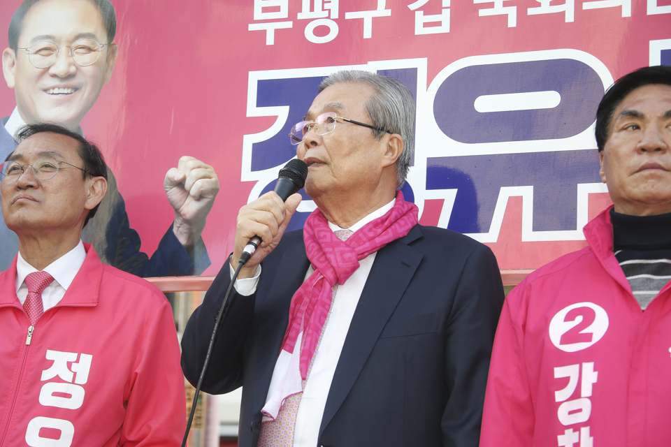 제목 노출 영역입니다 이미지