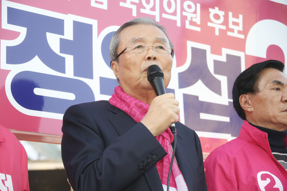 제목 노출 영역입니다 이미지