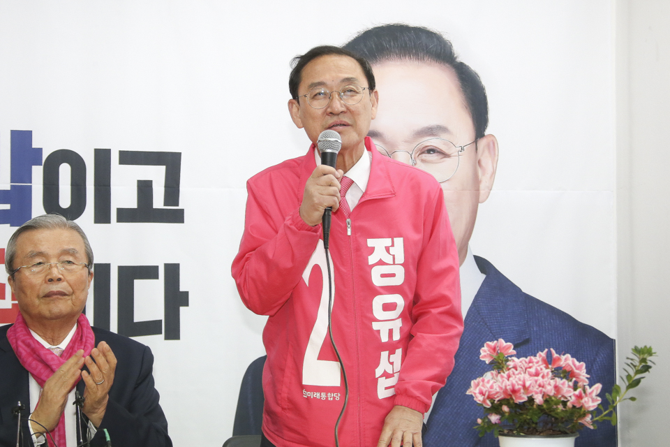 제목 노출 영역입니다 이미지